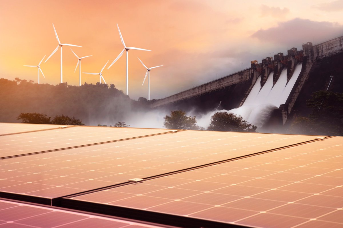 EnrgyRevolution's tweet photo. Why isn't the UK implementing a Renewable Price Cap?
43% of UK electricity (from gas-fired power stations) must follow gas prices. But there's no need for renewables to gain the same high prices. It could generate billions of £'s
#RENEWABLE #pricecap #renewableenergy #BEIS https://t.co/EwUCYqYHyu