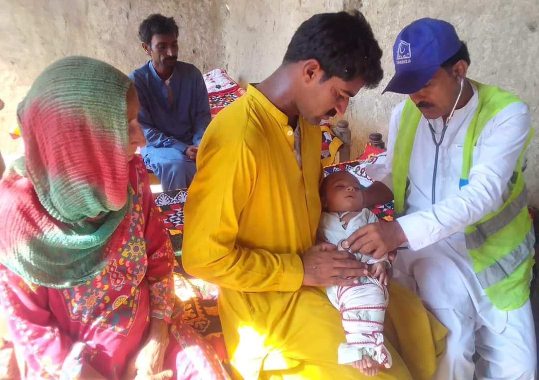 alkhidmatsindh's tweet photo. فریدآبادسمیت سندھ بھر کے سیلاب متاثرہ علاقوں میں مریضوں کو مفت ادویات کی فراہمی کا سلسلہ جاری ہے۔
آپ بھی الخدمت فاؤنڈیشن کے”تعمیر وطن پروگرام“ میں اپنا کردار اداکریں۔

#AlkhidmatFloodRelief #tameereWatan #Pakistan #sindh #help #need #donate https://t.co/PFpvDVB3zd