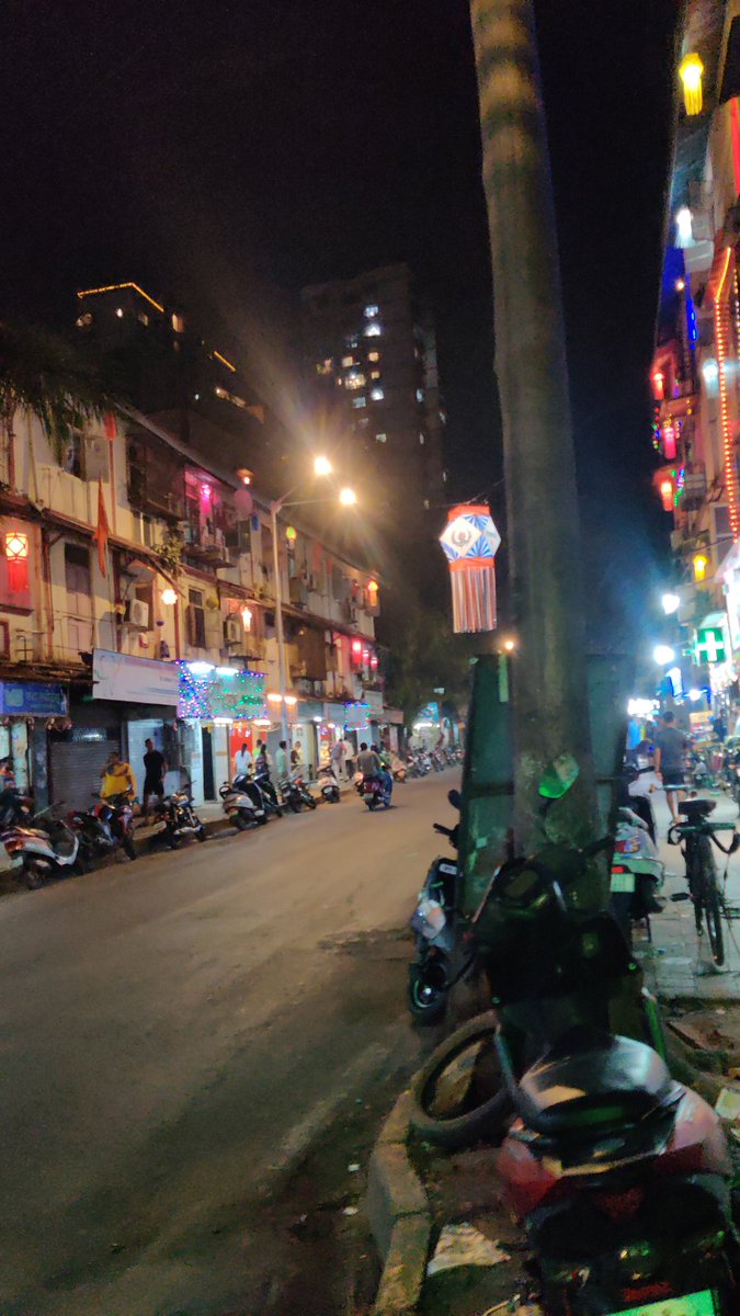 chaicoffeeguy's tweet photo. First time in Mumbai, that too for a month!
I hope the city treats me good 😌 https://t.co/7AhYlbxuMf