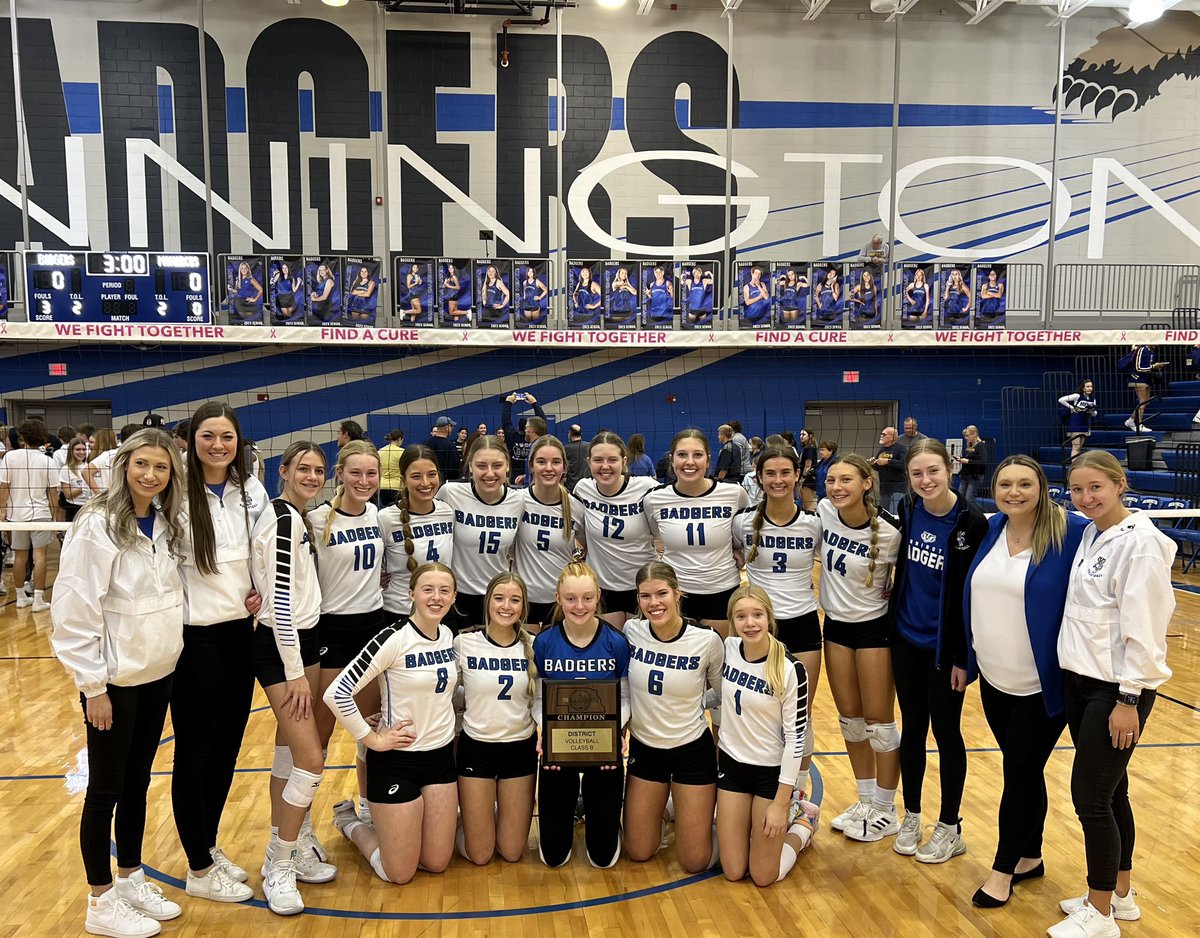 BadgerVolleybal's tweet image. 🏐💙Rise &amp;amp; shine it’s state volleyball time!!💙🏐

🆚 Seward 
⌚️11am
📍Pinnacle Bank Arena