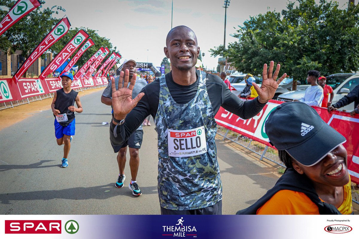 ramaloko_sello's tweet photo. Motlokwa weso @DMathipa
@ThembisaMile alive n thank Lord for blessing
Motho ke motho ka batho
#runningparty
#Thembisamile https://t.co/PevcPmRfw5