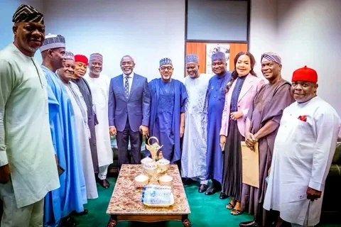 hon_umarelyakub's tweet photo. During the presentation of the new senior special assistant to the President on national assembly matters (Reps) Hon. Nasiru Baballe Ila. https://t.co/xjqZpFxhtu