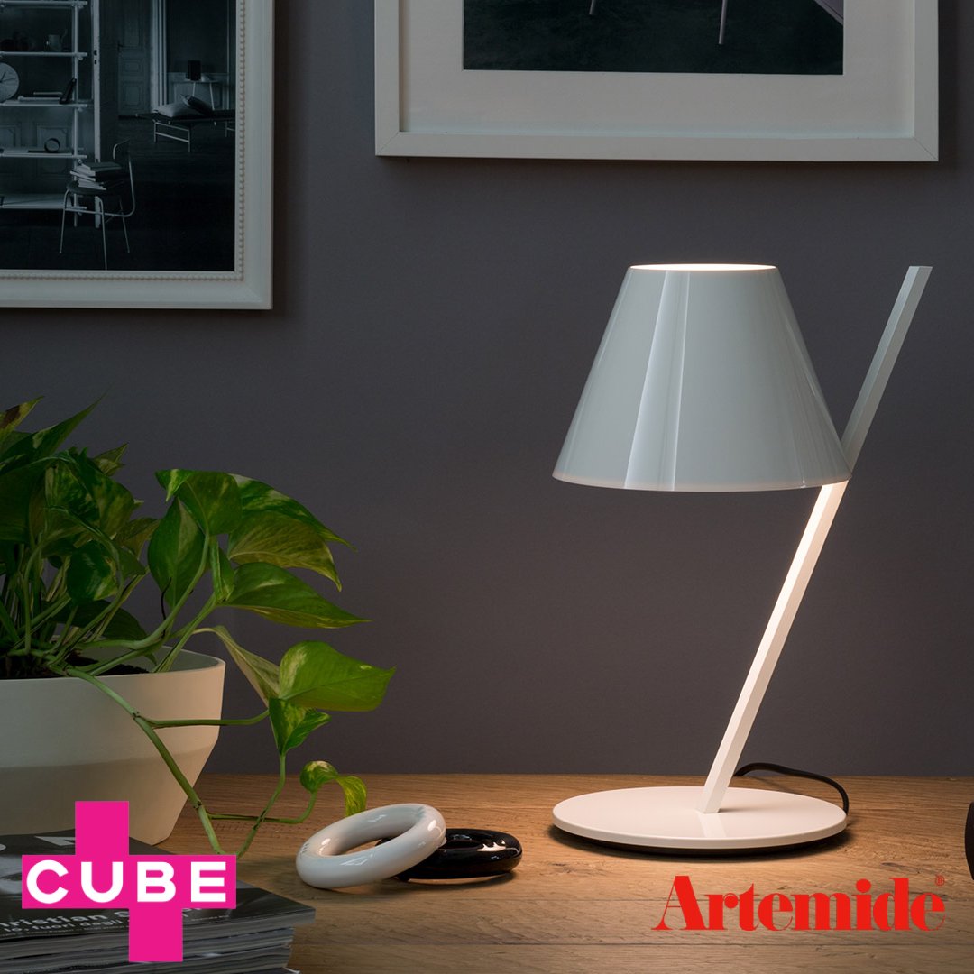 Cube_Gallery's tweet photo. Artemide’s La petite designed by Quaglio Simonelli, the creation of two dynamic talents Andrea Quaglio and Manuela Simonelli , both graduates of the Università del Progetto, in Reggio Emilia, with a studio based in Paris. https://t.co/gK1HAc338U