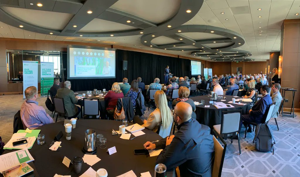 Our #DLF teams had a very successful sales kickoff in Minneapolis October 18-20th. Breakout discussions, question panels, award ceremonies and definitely fun times were shared between our teams! Here are just a few photos from this amazing event. Come grow with us! 🌱