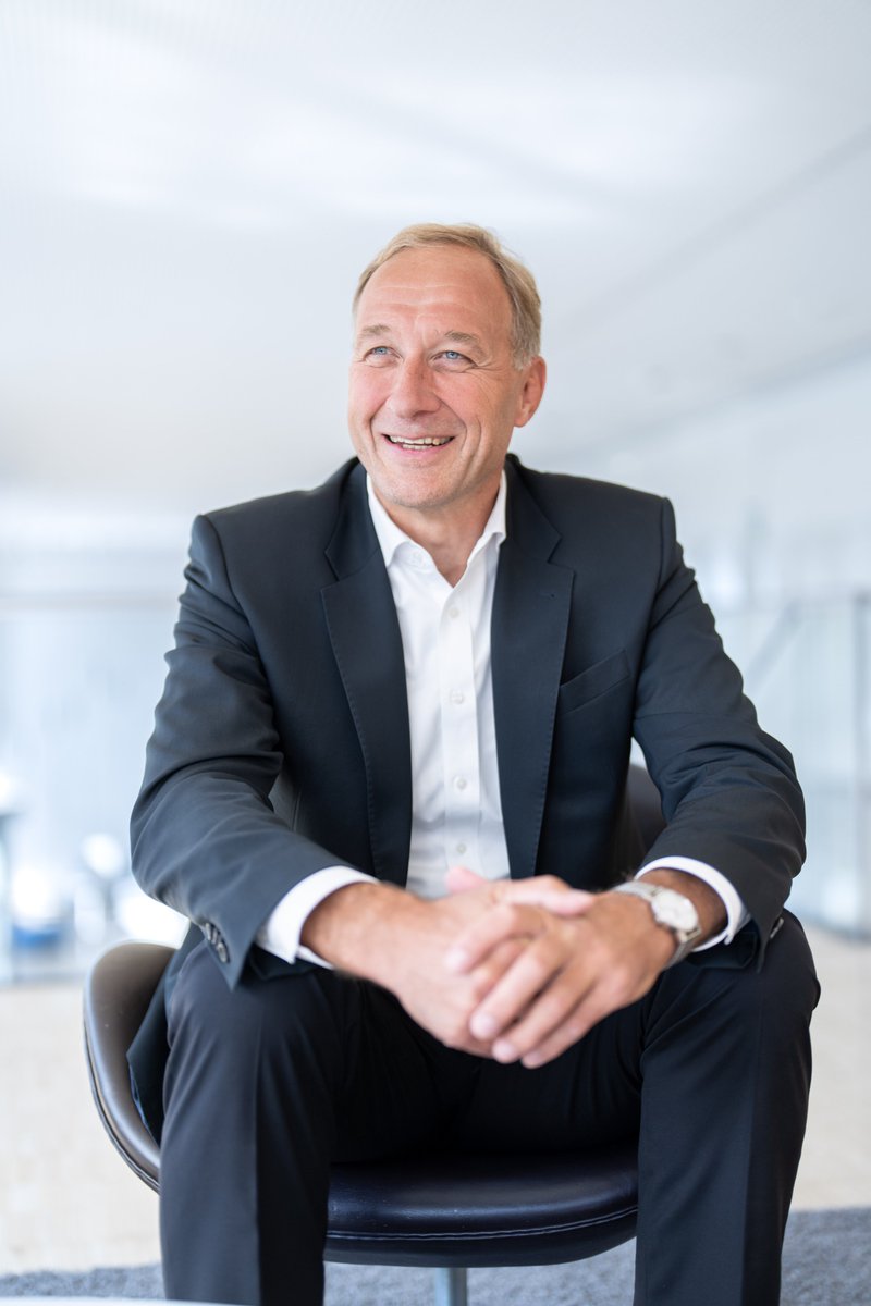 Arnd Franz: “I am very happy to return to #MAHLE today as #CEO and to shape our #future as a leading #Mobility & #technology company together with the great #TeamMAHLE. To master the challenges ahead of us, we need all our hands on deck, on our position, at our best.'