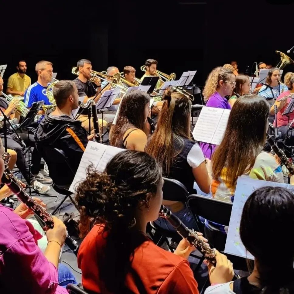 Siempre es un placer pasar tiempo con mis amigos de la <a href="/bmmberja/">BMMBerja</a>, y más compartiendo agradables momentos musicales. Es un privilegio y un honor que mis composiciones formen parte del trabajo discográfico de la banda. Un trabajo que verá la luz próximamente.