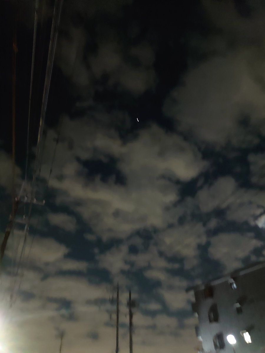 Notfuckinghapp1's tweet image. 酒も買った！
ツマミも買った!!
さぁ、読むぞ!!!
(確実寝る)
例によって画像は無関係w
#BBS25