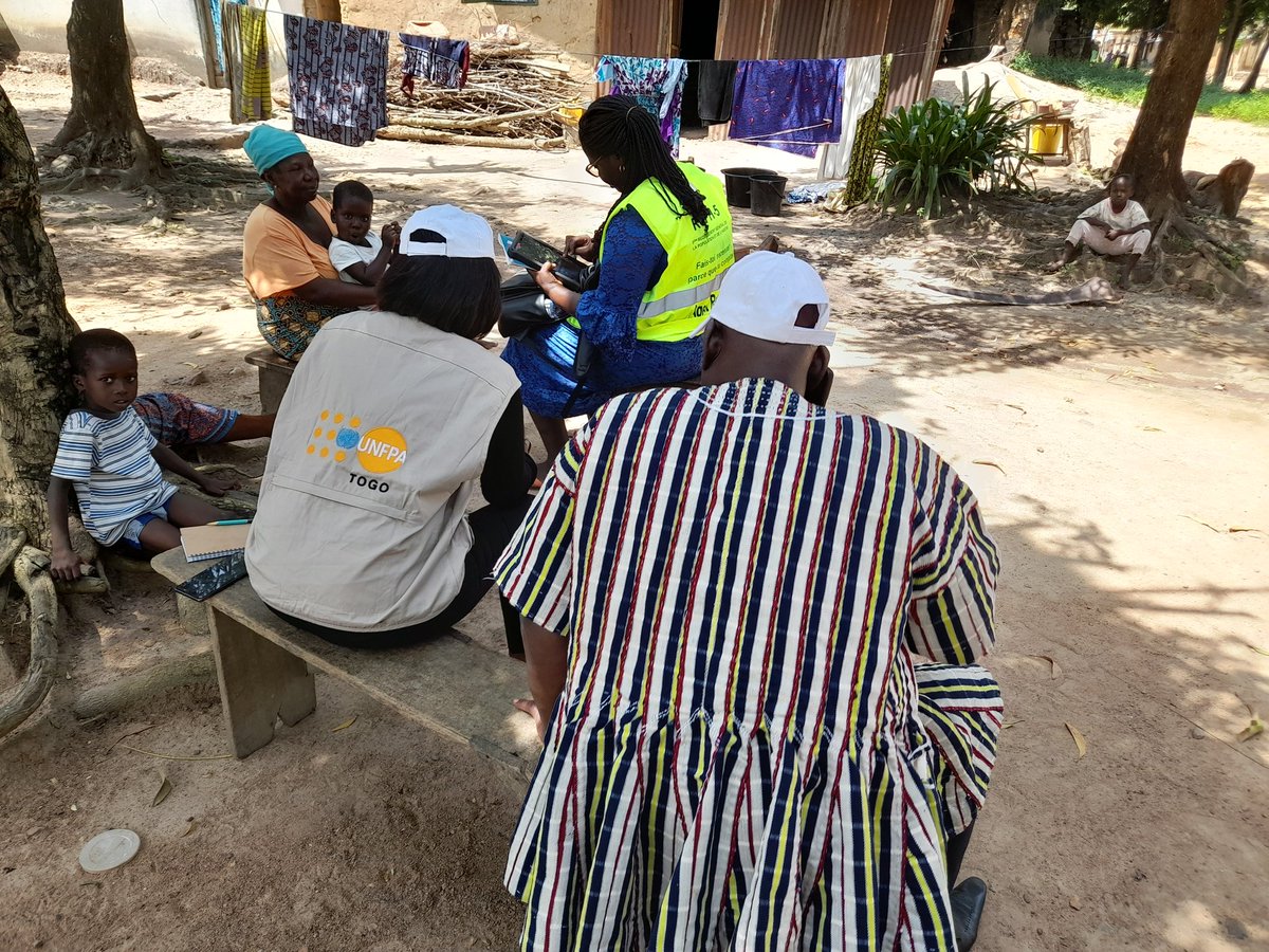 UNFPA_TOGO's tweet image. #RGPH5 Descente sur le terrain ce mercredi de la RR De @UNFPA_TOGO @JosianeYaguibou et du DG de @inseed_tg pour s&apos;assurer du bon déroulement de cette vaste opération et galvaniser les équipes qui s&apos;activent pour la réussite du #RGPH5 
1ère étape: Kpalimé 
#FaitesVousRecenser 🇹🇬