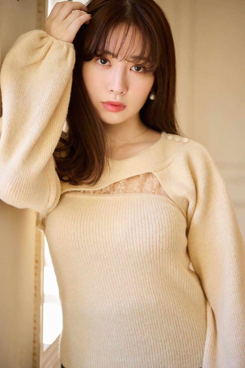 Her lip to on Twitter: "//Lace Cut-Out Ribbed Pullover// 柔らかくもっちりとした質感の