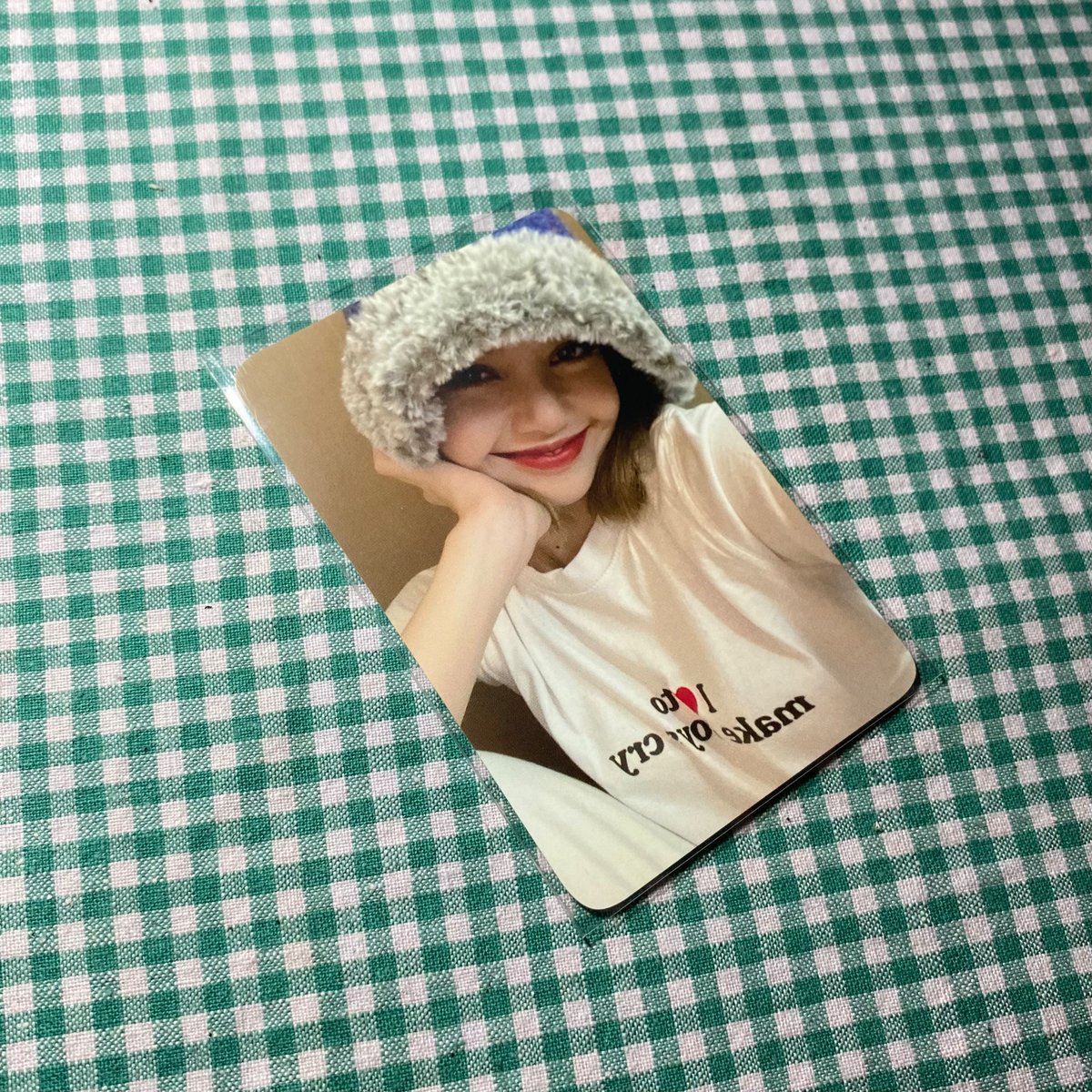 TA3R0TIC's tweet photo. ✦ 𓂋 wts lfb lalisa ktown4u pc  .ᐟ 

— onhand mint condi
— payo / 2days reserve
— dm 4 pc condi
— ₱200 / ₱180 payo

~ reply or dm to claim !

wts lfb blackpink lisa lalisa ktown4u pc jennie jisoo rose lisa https://t.co/9oU8uZRiLv