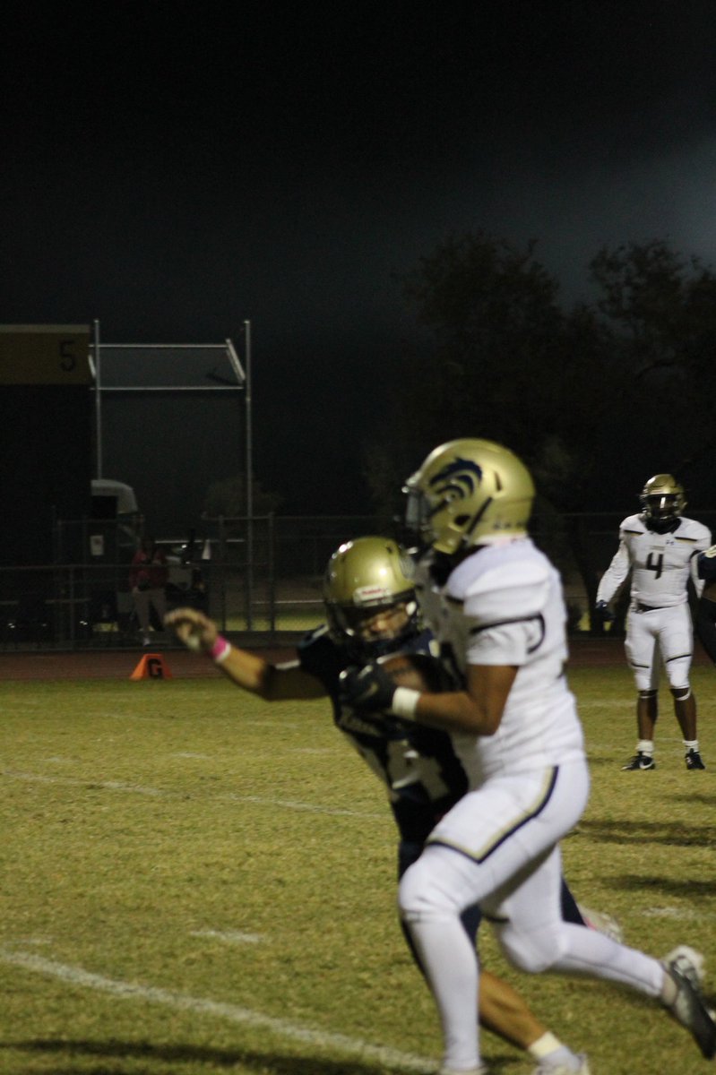 In our 54-14 win over La Joya, Senior <a href="/StevenLe2023/">Steven Le</a> was able to obtain 8 total tackles, 1.5 tackles for loss, forced a fumble, and blocked a kick. Have a day, Steven!
<a href="/bkullos/">Coach Ben Kullos</a>