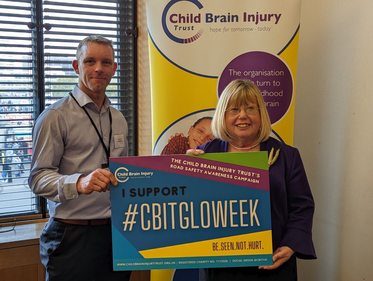 LizTwistMP's tweet photo. It was great to host the @cbituk in Parliament today as part of their GloWeek campaign.
On average there are 5 road traffic deaths and 84 injuries every day, if you can do one thing this week make sure to discuss the importance of road safety with your loved ones. https://t.co/iNWJCBh3iO