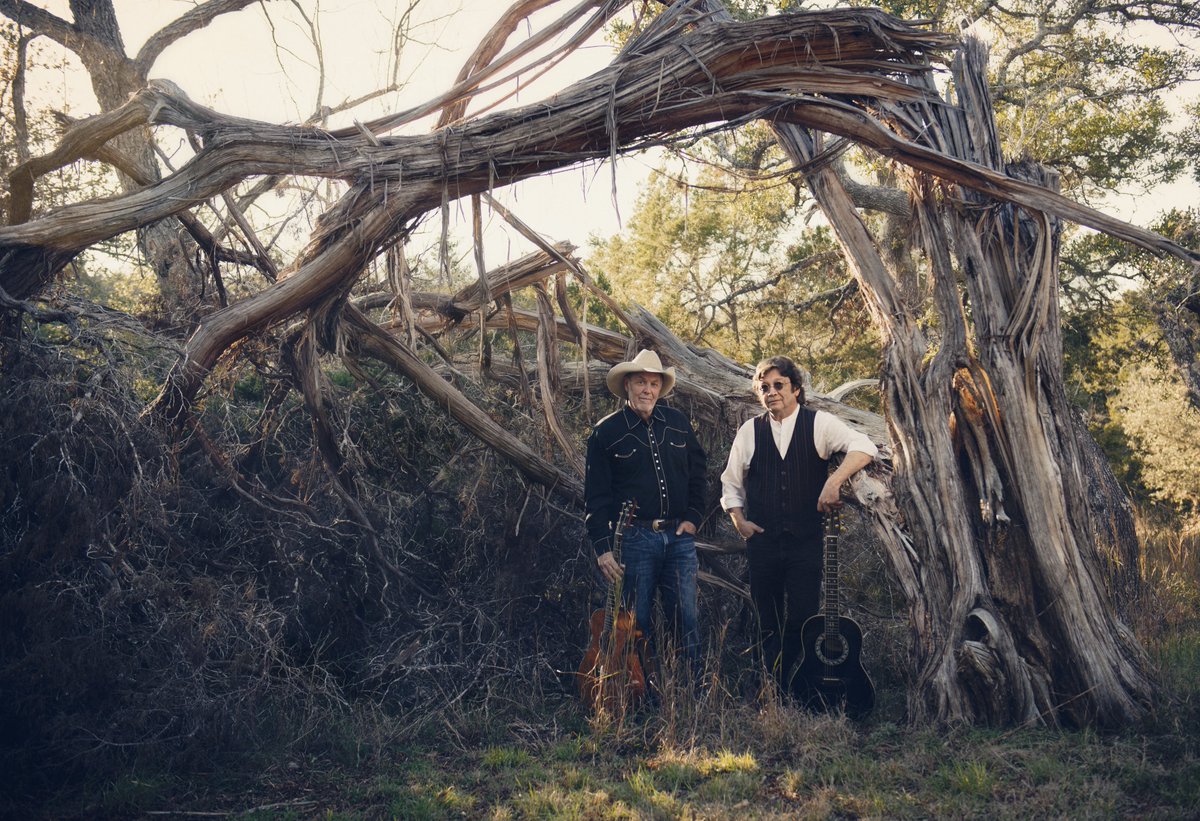 Powerhouse duo Shake Russell &amp; Michael Hearne return to the Bowery Stage on November 19th at 7:30 pm.

⬇️⬇️⬇️Tickets below!⬇️⬇️⬇️

eventbrite.com/e/shake-russel…