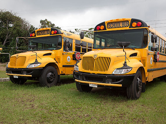 HIDOE awarded nearly $5 million to begin electrifying school bus fleet! ⚡️ More at bit.ly/3zBvuUS.

#EV #electricbus #DriveElectricHawaii