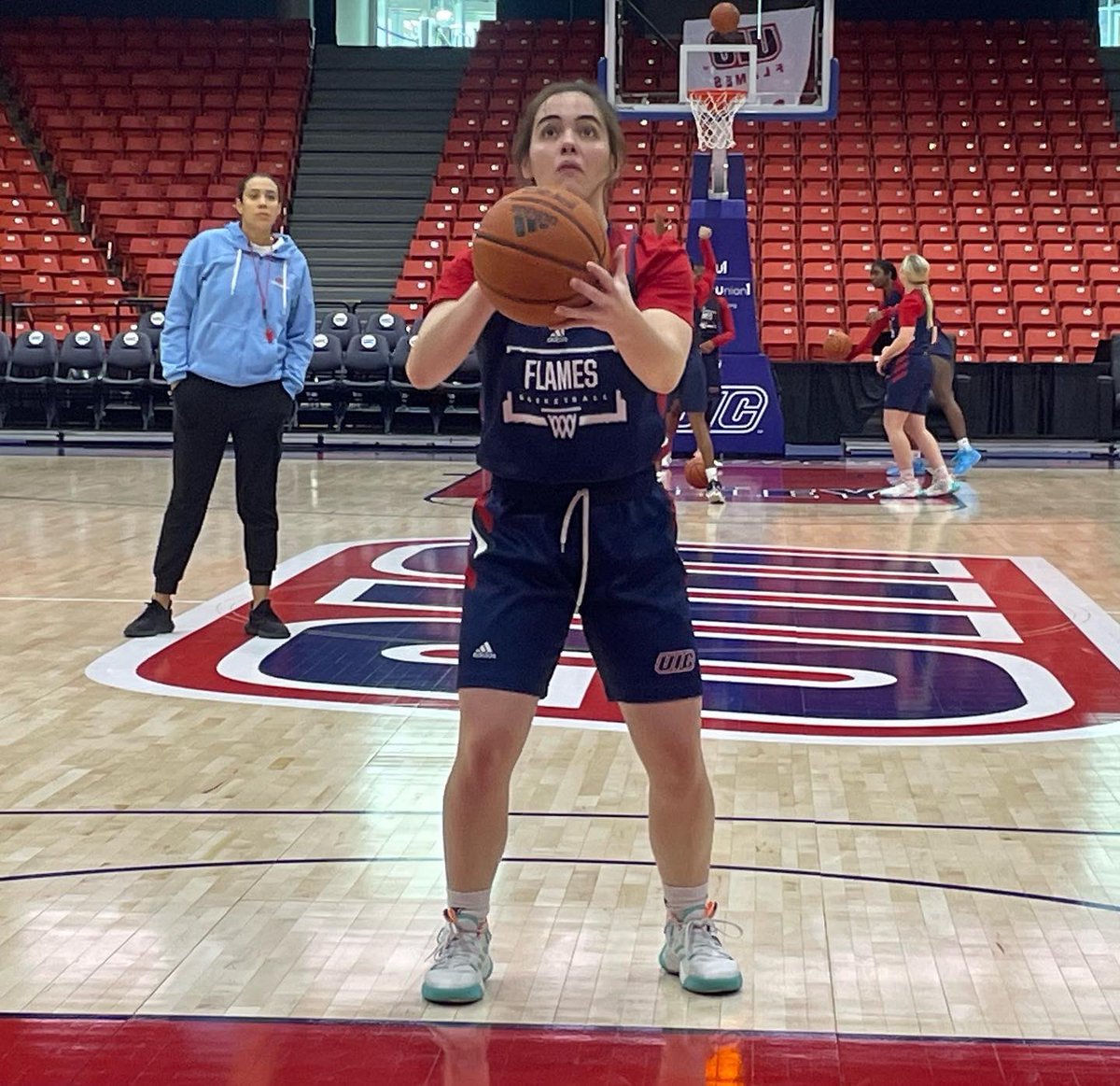 UIC_WBB's tweet photo. Game ready 😈
Tonight: 7:00 pm @CU1Arena 🤩🔥🔥🔥
#FireUp | #GoToTheEdge https://t.co/wbvid81z3M