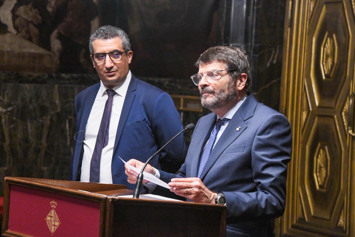 Albert_Batlle_B's tweet photo. Rebuda a la delegació conferència final del projecte europeu Secur’Cities @bcn_ajuntament- @villedelyon 2022. Benvinguts a #Barcelona! Bienvenue à #Barcelone! https://t.co/qU0EVG2Q8g