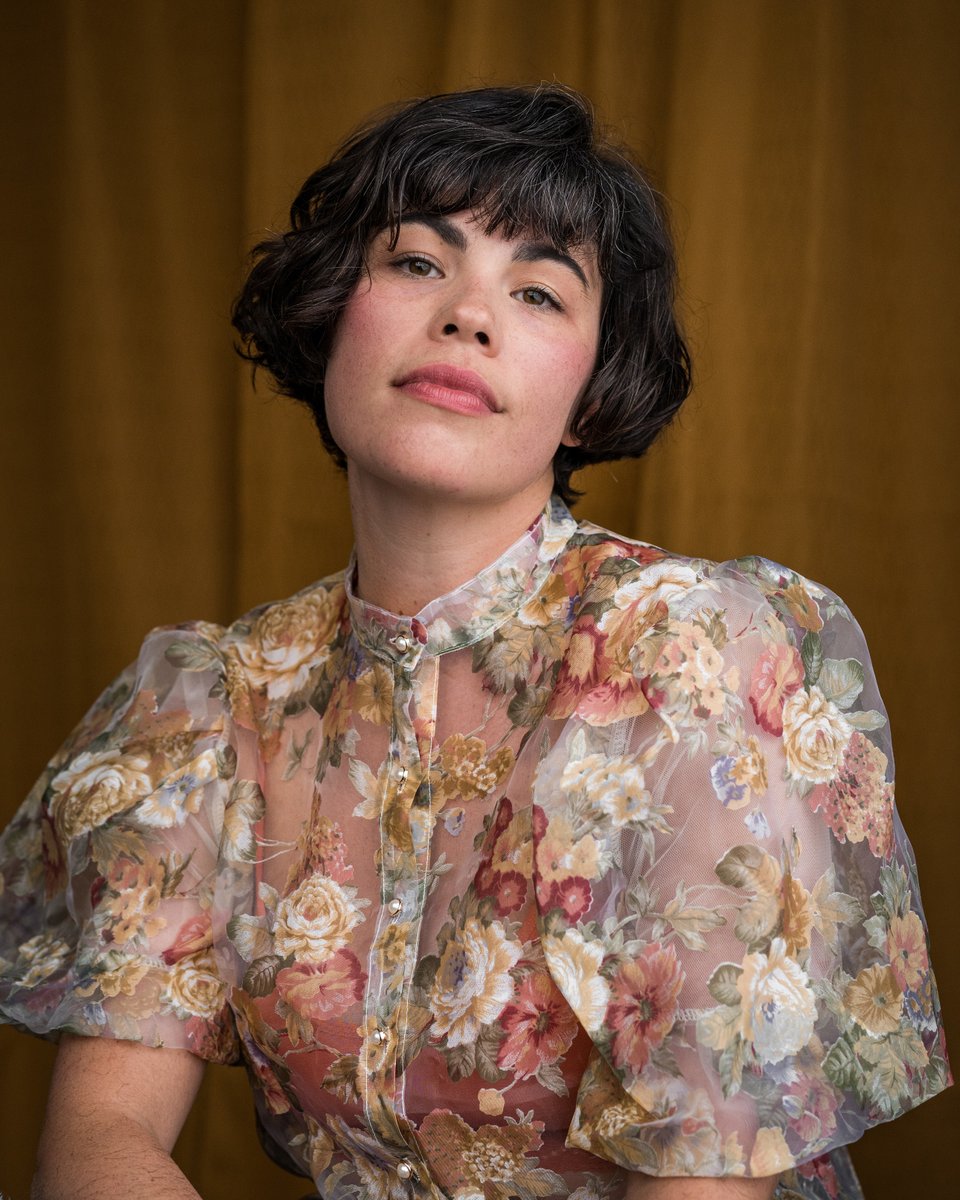 TresAMag's tweet photo. INTERVIEW with @flemilyremily about being in the cast of Cabaret @kitkatclubLDN as Swing and Alternate Sally Bowles, seeing the show’s success at this year’s Olivier Awards and her time in The Lion, the Witch and the Wardrobe! 📷 : YellowBellyPhoto https://t.co/FRqNWpagQ1 https://t.co/xiA7qgvd0C