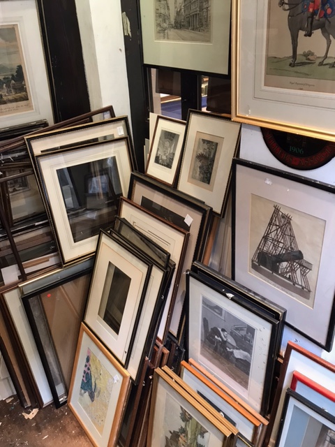 grosvenorprints's tweet photo. On the Hunt for Antique Frames? Come & Visit Us! #frames #antiqueprints #art #artwork #framing #HogarthFrames #giltframes #decoration @7DialsLondon #London #CoventGarden #mounts #pictures #pictureframing #printsforsale; https://t.co/CSWakiz8yX https://t.co/Pmar6I948l