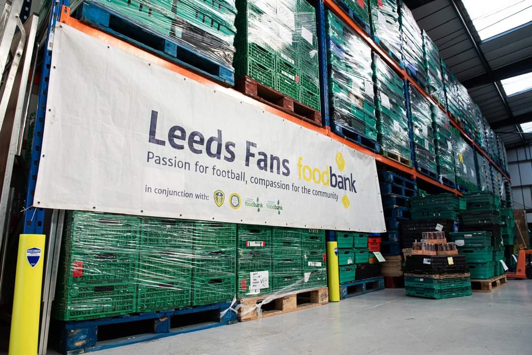 A massive thank you to all our fans, who as well as giving food donations, donated £1785.64 in cash at the Fulham game for LUFCFoodbank 👏👏 #leedsbringmore
@lufctrust 
@NW_leedsfood 
#mot