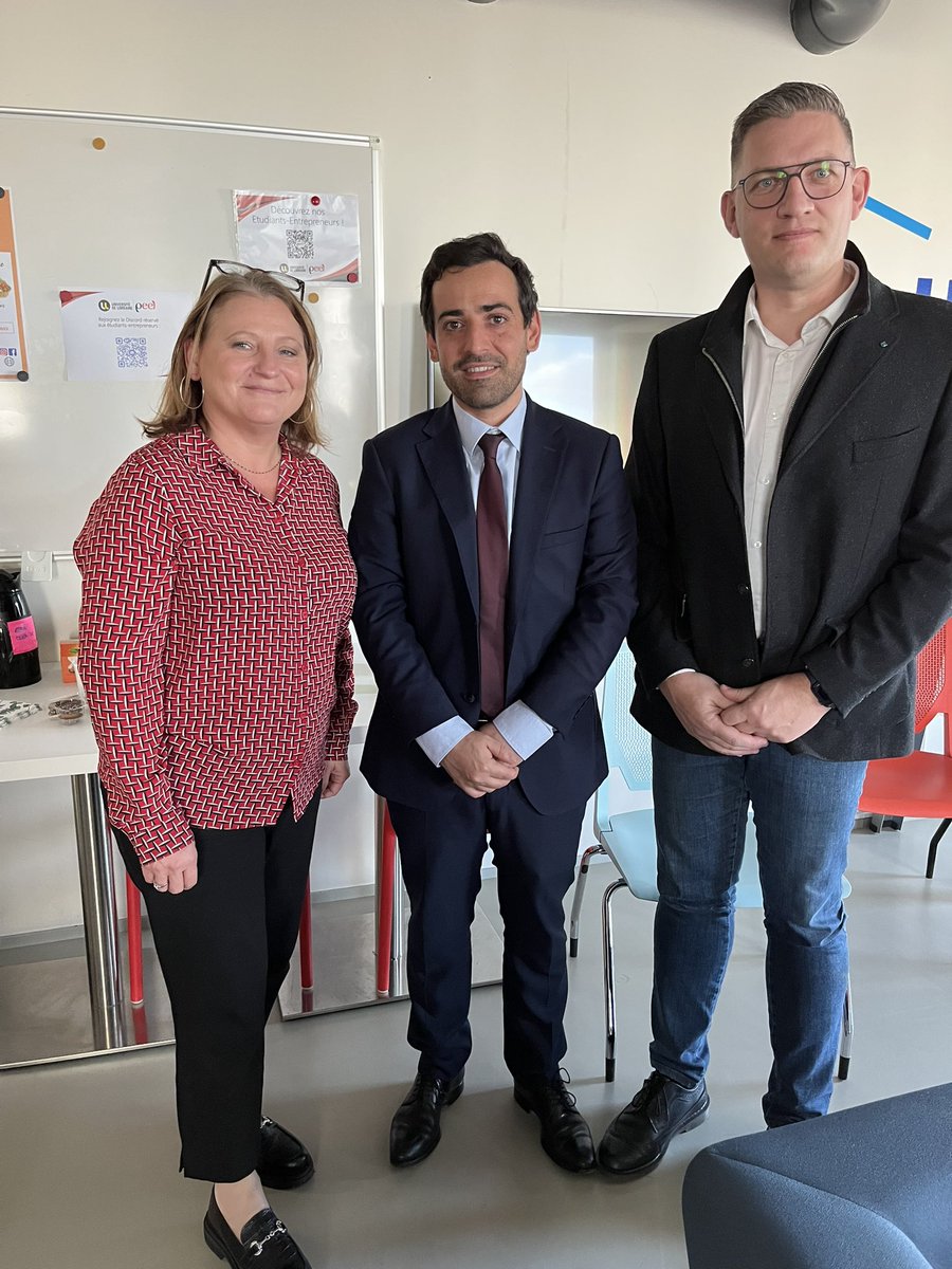 Rencontre 🤝 et échanges avec <a href="/steph_sejourne/">Stéphane Séjourné</a> et <a href="/CYBI_CYBER/">Cybi</a> dans les locaux du <a href="/PeelLorraine/">Le PeeL</a>

En présence de @ChoserotC Maire de @VilleMaxeville et vice président de @Grand_Nancy de <a href="/Incubateurlorr1/">Incubateur Lorrain</a> <a href="/Grandnancyinnov/">Grand Nancy Innovation</a> et de #startup

#scuba #cybersecurite #cyberdefense