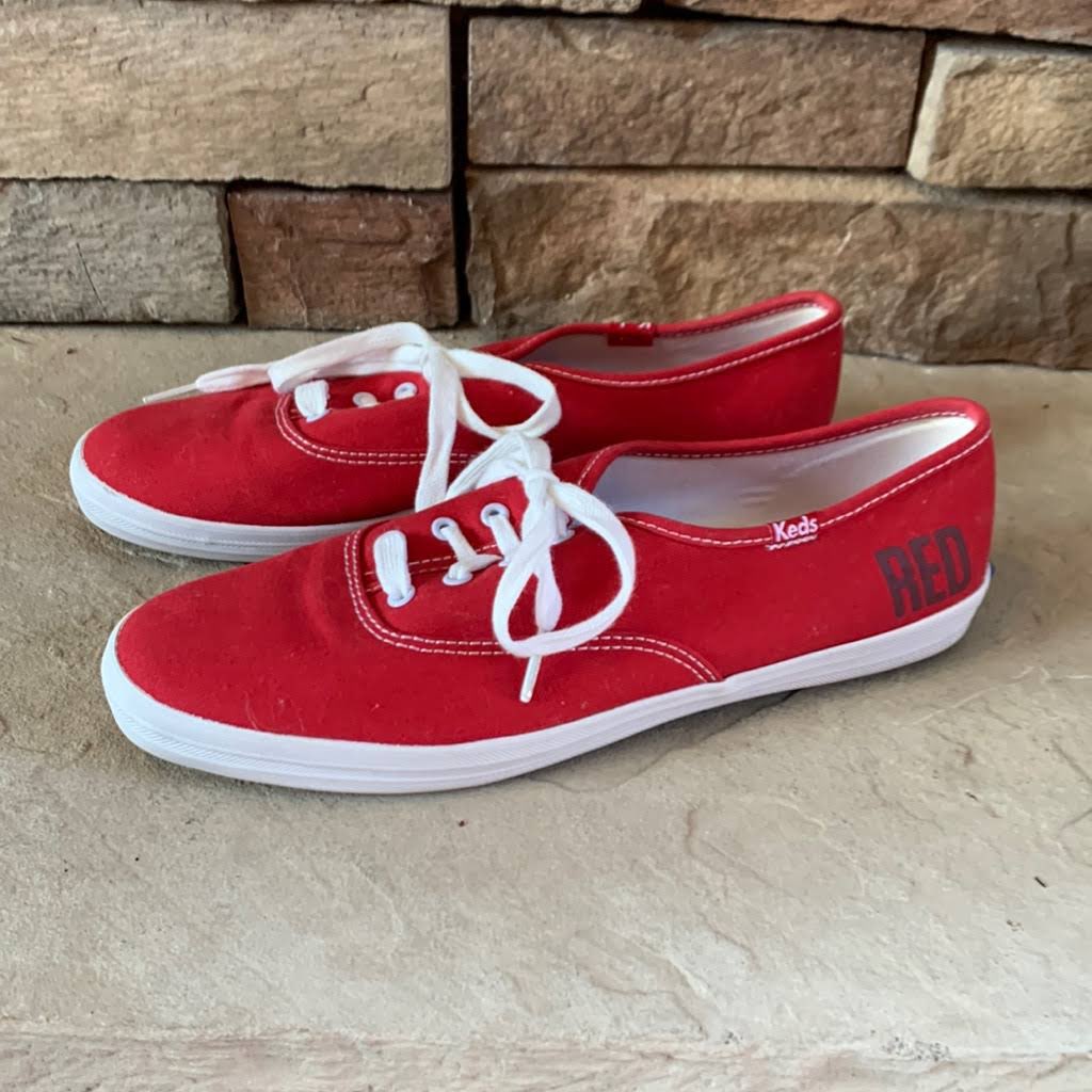 allmychampagne's tweet photo. You can only get a presale code if you show proof of owning these https://t.co/MraXFgp9nG