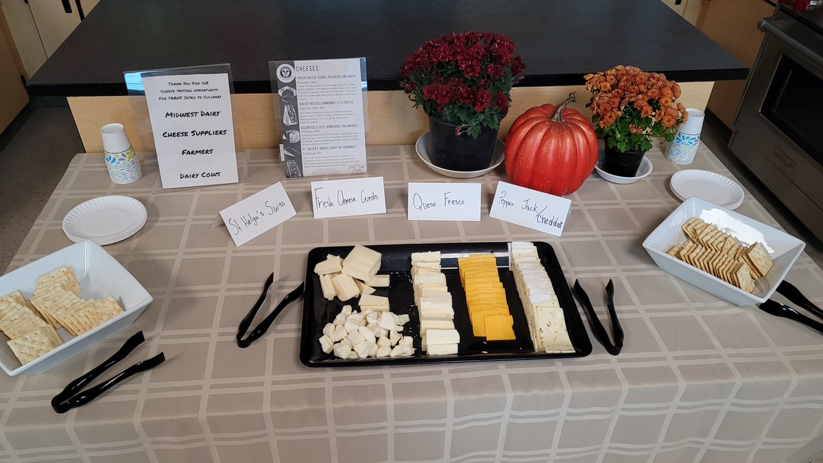 isd47's tweet photo. 🍽️ Intro to Culinary had the opportunity to taste the power of 🧀!

🧀They put together cheese trays and tasted and evaluated the various types from the donated cheeses. 

👋Thank you to @MidwestDairy for helping coordinate this opportunity.

🧀#CheesePower 
💚💛#StormForward https://t.co/vIR9PezWCF