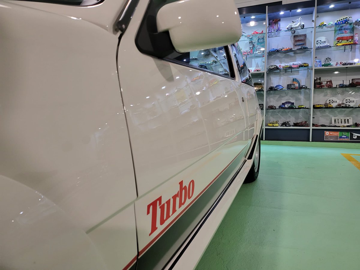 mess_draw's tweet photo. Vinilos originales para Renault 5 GT Turbo.

Estos coches te transportan en el tiempo, ¿no os parece?

#MessDraw #diseño #design #publicidad #marketing #rotulación #stickers #pegatinas #vinilo #vinyl #RenaultSport #R5GTT #R5GTturbo #vintage #oldcar #classics #clásicos #oldies https://t.co/tt6uTNdkRO