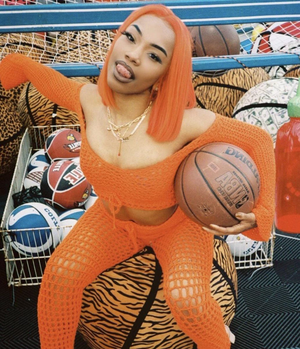 2 years ago today the beautiful and talented Rapper Brax passed away. We remember her for her music, her sense of style, and her beautiful soul 🧡
