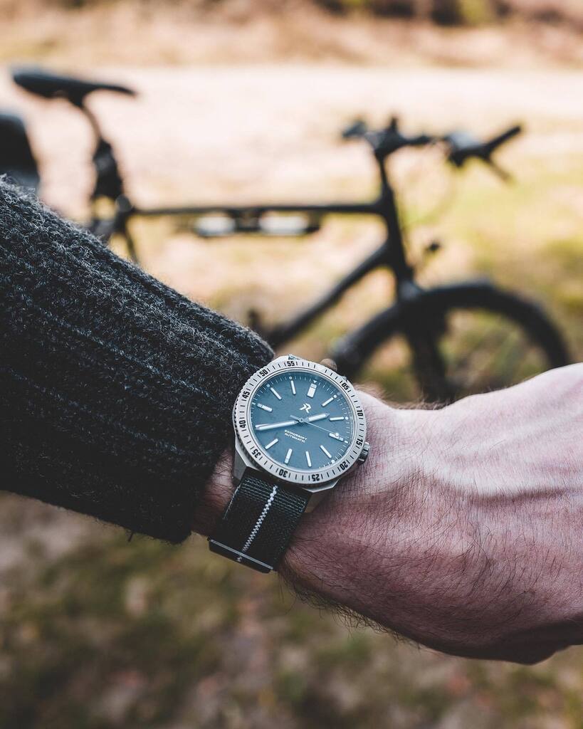 Watches. What do they do? Tell time. They're also a form of expression. Am I a diver when wearing a rugged @rzewatches Endeavour dive watch? Nope, not really. I am happy it can withstand rain and being submerged in water. I simply like the look of it, es… instagr.am/p/CkdYfJhN7Bd/