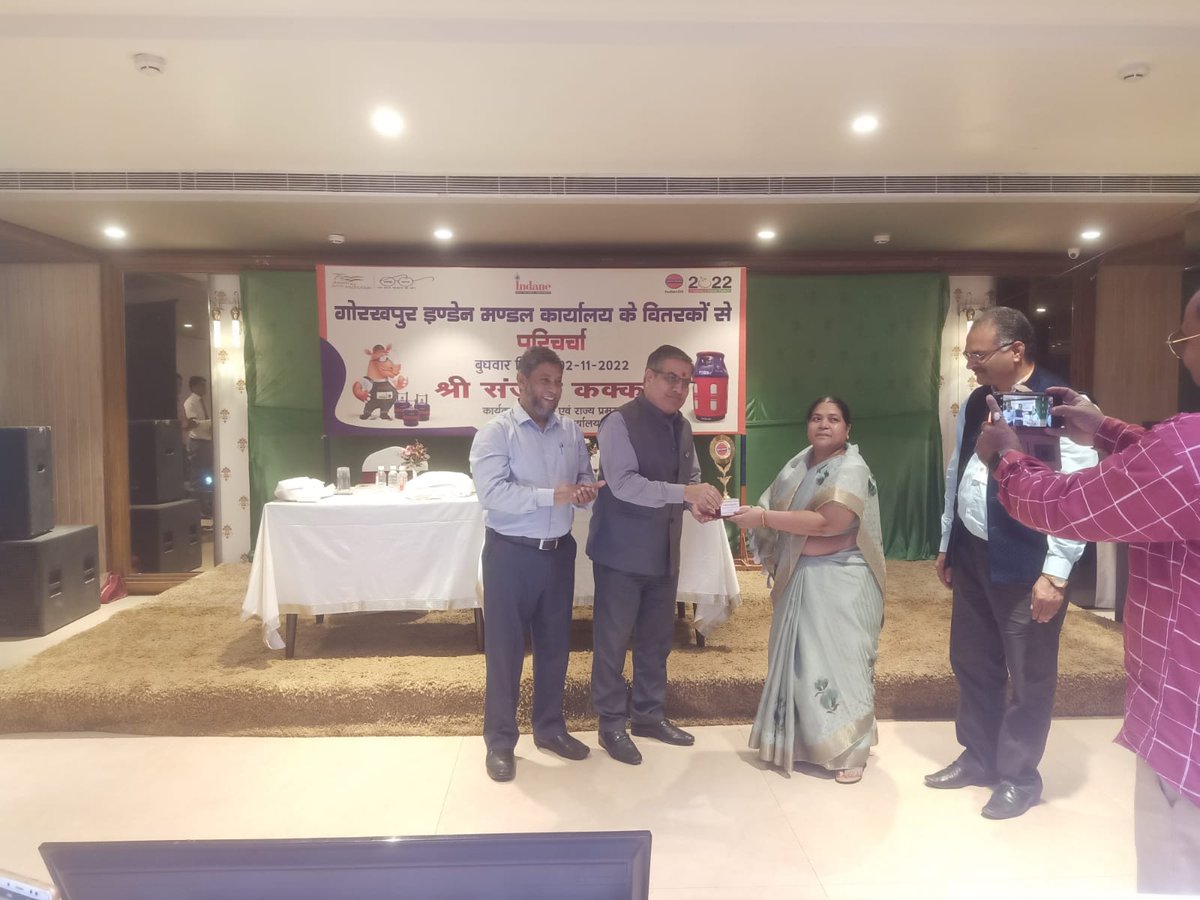 @GorakhpurIndaneDO (@gorakhpurindane) on Twitter photo Meeting of Gorakhpur district based distributors of Gorakhpur IDO was presided over by ED & SH , UPSO I Sh <a href="/SanjivKakkar3/">Sanjiv Kakkar</a> in presence of Sh M K Ansari , DGM(LPG-S), UPSO I and Sh Mukesh Kumar , DLSH , Gorakhpur IDO.<a href="/IOCL_UP/">IOCL Uttar Pradesh</a> <a href="/thakurkm007/">Krishna Mohan Thakur</a> Meeting of Gorakhpur district based distributors of Gorakhpur IDO was presided over by ED & SH , UPSO I Sh <a href="/SanjivKakkar3/">Sanjiv Kakkar</a> in presence of Sh M K Ansari , DGM(LPG-S), UPSO I and Sh Mukesh Kumar , DLSH , Gorakhpur IDO.<a href="/IOCL_UP/">IOCL Uttar Pradesh</a> <a href="/thakurkm007/">Krishna Mohan Thakur</a>