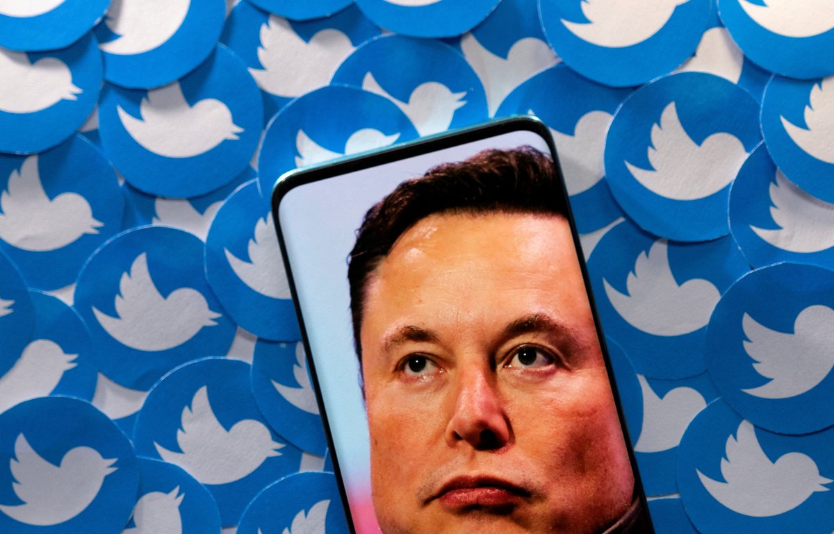 LEAP2020's tweet photo. La réactivation immédiate du compte de #Trump montre que le rachat de #twitter par #ELONMUSK sert avant tt un objectif politique, directement lié aux #Midterms, quitte à faire une mauvaise affaire commerciale. A lire dans le bulletin de #LEAP2040👉 https://t.co/Cg8IKRQXMA https://t.co/DQc27Jatjt