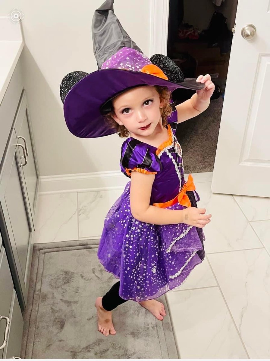 They're creepy and they're kooky, mysterious and spooky. They're all together ooky ... the Acumatica family! 🎃 👻💀

(At least on #Halloween.)

#HappyHalloween #AcumaticaLife