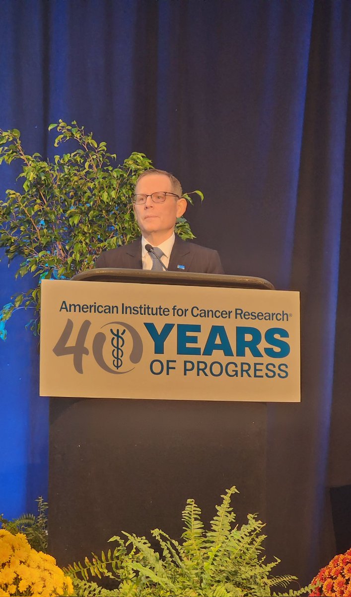 'Just being smart and right does not win the day in Washington' @CliffordHudis, CEO of @ASCO discussing the role for professional societies in reducing cancer risk. @aicrtweets #AICR2022