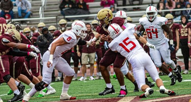 10 Questions with Wilson linebacker Nick Crocona, presented by UECU mikedragosports.com/10-questions-w… <a href="/UECUhappy/">Utilities Employees Credit Union</a> <a href="/nick_crocona/">Nick Crocona</a> <a href="/WilsonBulldogs/">Wilson Bulldogs Football</a> <a href="/Wilson_Bulldogs/">Wilson Athletics</a> <a href="/WilsonSchlDist/">Wilson School District</a> <a href="/BulldogHour/">The Bulldog Hour</a> <a href="/cam1jones/">Cameron Jones</a>  <a href="/dendall_jack/">Jack Dendall</a> <a href="/R_Fernandez27/">Rafael Fernandez</a> <a href="/BradyKline12/">Brady Kline</a> <a href="/nick_crocona/">Nick Crocona</a> <a href="/HunsickerTommy/">Tommy Hunsicker</a> #mikedragosports