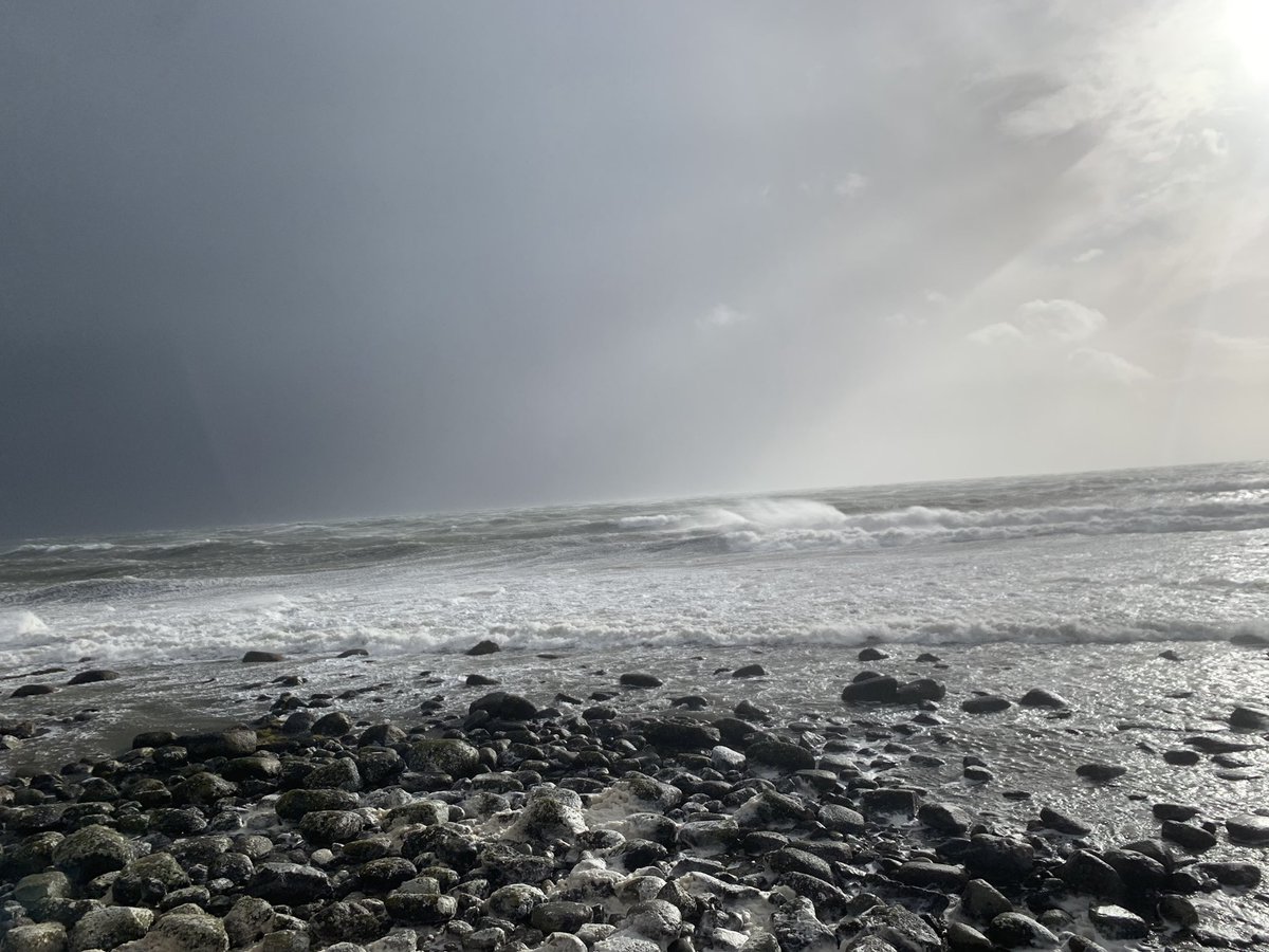 Stormy 🌊 #Connemara #Conamara #WildAtlanticWay