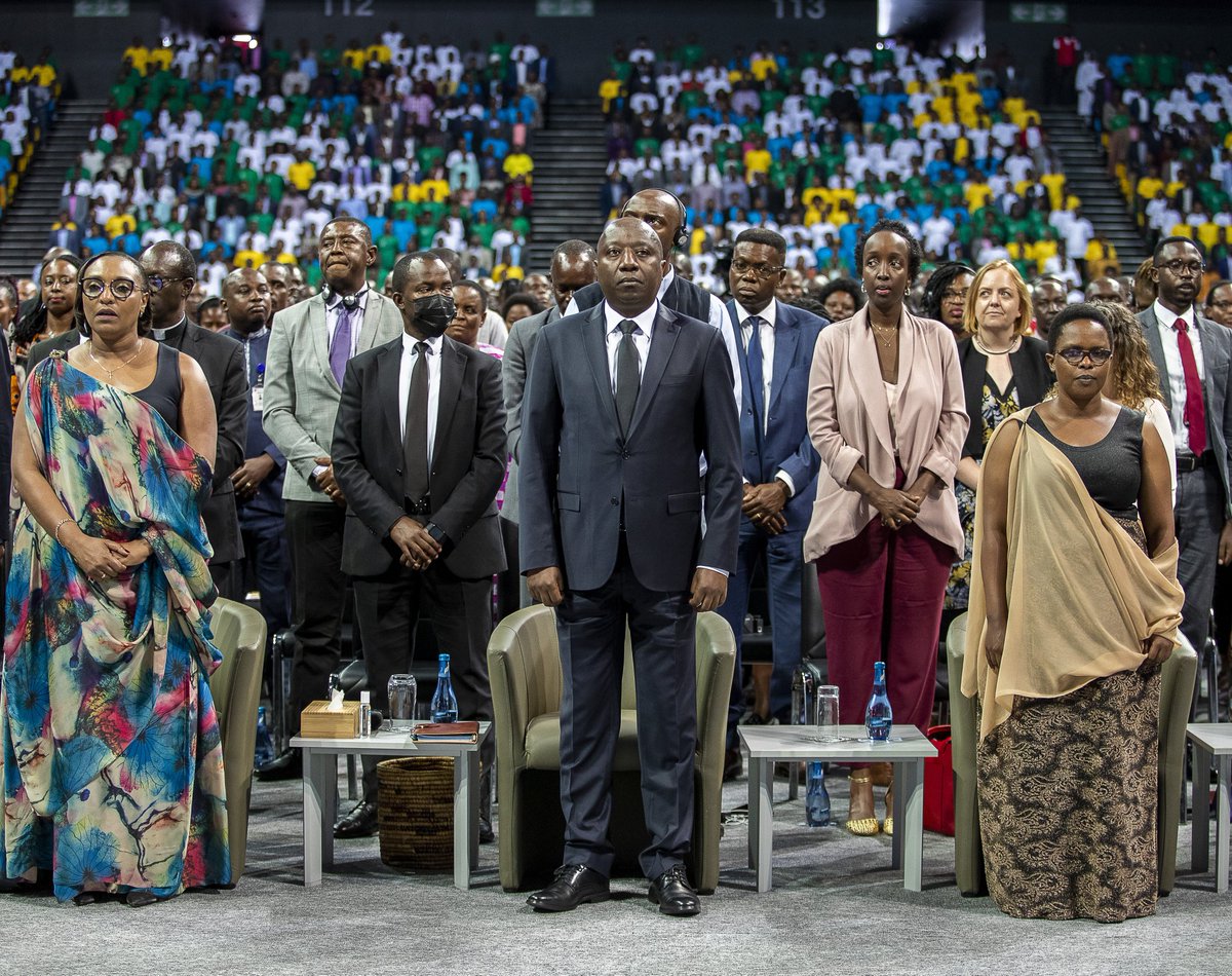PrimatureRwanda's tweet photo. PM Ngirente at the World Teacher's Day, appreciated efforts by teachers and their important role in educating, shaping and inspiring today’s youth. The PM encouraged teachers to adapt to innovative teaching and learning methods, centred on ethics &amp; values. https://t.co/01oSUGUtTo https://t.co/4jQrpz6p4e