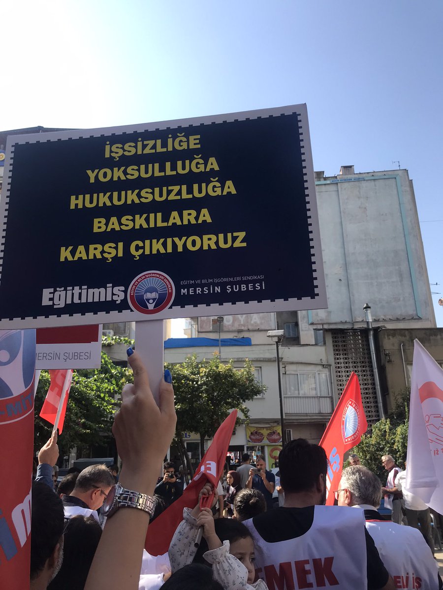 #öğretmeneylemde Bugün dersimizi açık havada verdik!