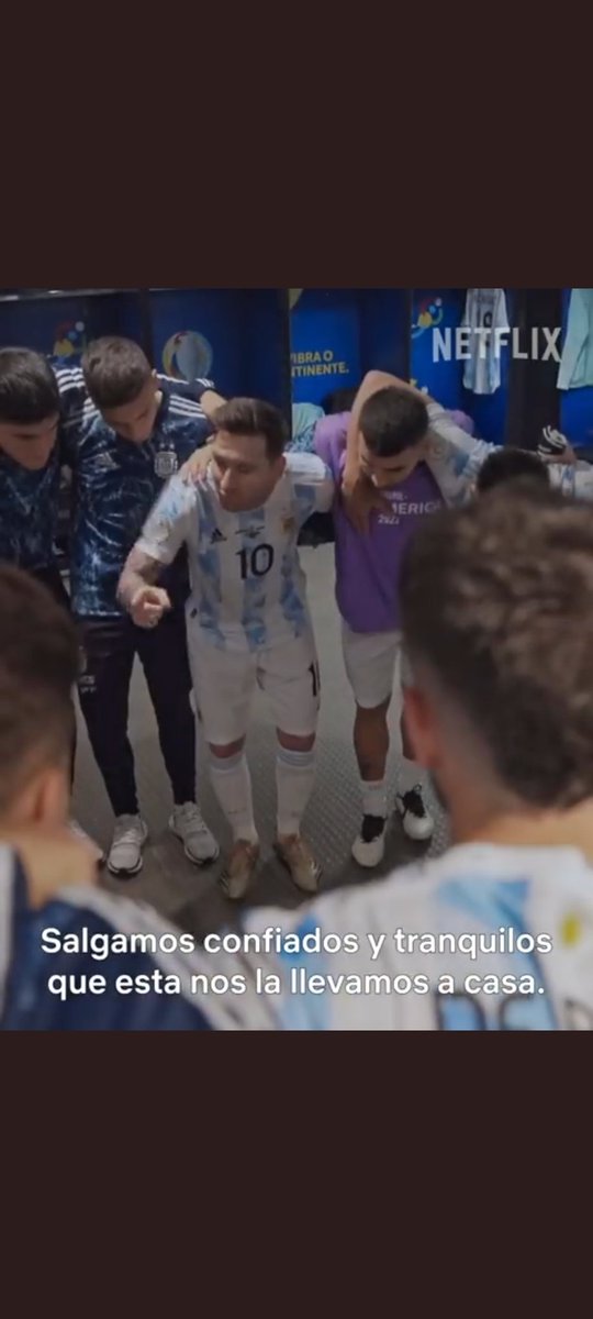 gabiditocco's tweet photo. salio un video de la arenga de messi en la final de la copa América que dice "salgamos confiados y tranquilos que esta nos la llevamos a casa", yo me tatue "confiado y tranquilo" 6 años atras. pero lo loco es la fecha... adivinen que hay ese día https://t.co/cubsSOD8Qq