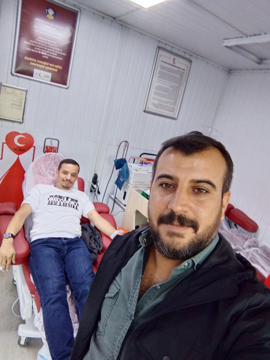 ErolOngur's tweet photo. Şehitkamil Teşkilatımız ile birlikte #kızılayhaftası münasebetiyle Kan bağışında bulunup Kızılay çalışanlarına Ziyarette bulunduk ...
#CanDeva
@hatipoglupaysun
@emin_ekmen
@avertugrulkaya
@sehitkamiledeva
@gazianteptedeva https://t.co/OHxdH6j58o