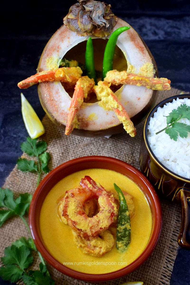 RumkiSpoon's tweet photo. #daabchingri is an exemplary #prawncurry where prawns are cooked with coconut-mustard-poppy seeds gravy inside a tender coconut shell. It is mostly relished with rice.
https://t.co/05wXy1210z
#homemade #indianfoodbloggers #delicious #nonvegetarian #bengalirecipes #goodfood #food https://t.co/zo7VsRpldz