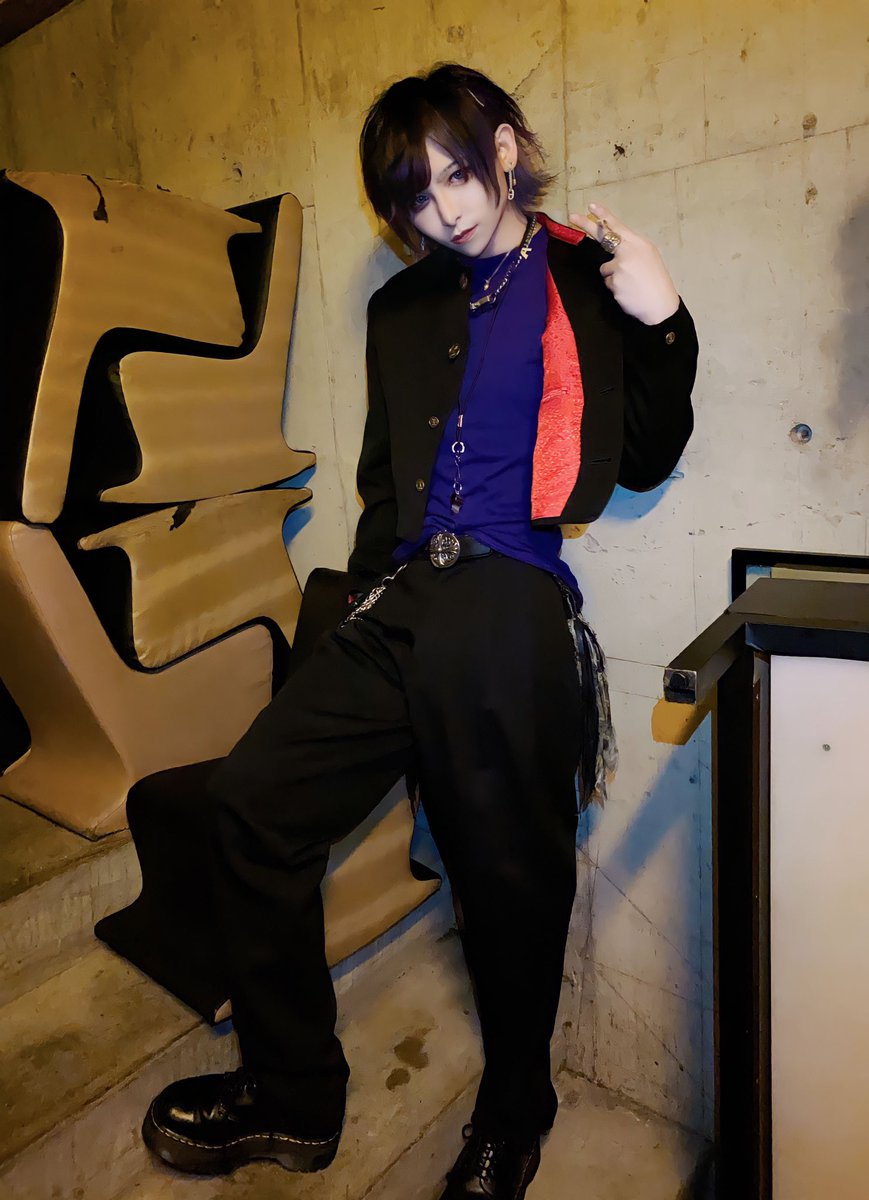 EVOL__LEON's tweet photo. 最強の俺が守ってやるよ https://t.co/fcolfnA4B9