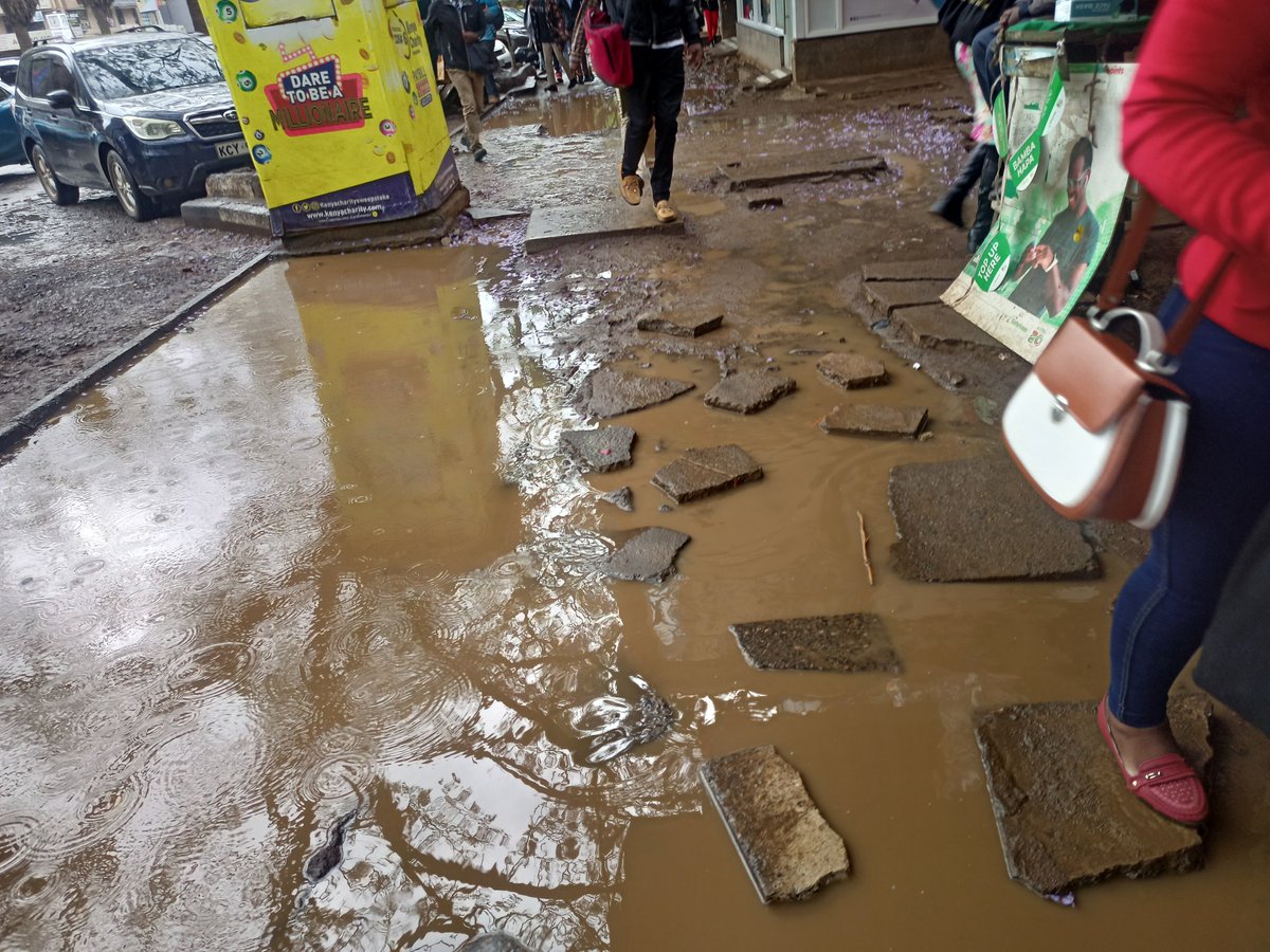 PavementsSafe's tweet photo. Gov @SakajaJohnson , these #walkways along Kenya Cinema and buildings along Moi Avenue till at Pioneer House have become a pain to pedestrians with the rains now.Possible you quicken completion of their construction? @Ma3Route @Sir_Labz @NairobiNmt @TheNairobiForum @chriskost https://t.co/18d8TD4W1J