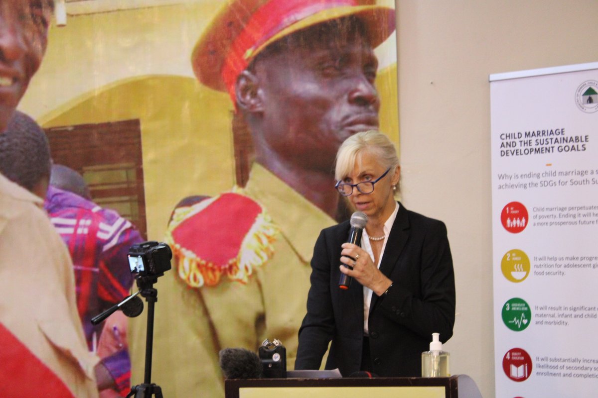 MgcswssMinister's tweet photo. Today the mgcsw in π€with @UNFPASouthSudan started a 3-day #Chiefsconference Dialogue with Traditional Leaders on the Implementation of Strategic National Action Plan on #EndingChildMarriage and Chief Resolution Action Plan for 2023.
#ENDchildmarrige
#chiefsconference2022 https://t.co/FxZc7pXxtb