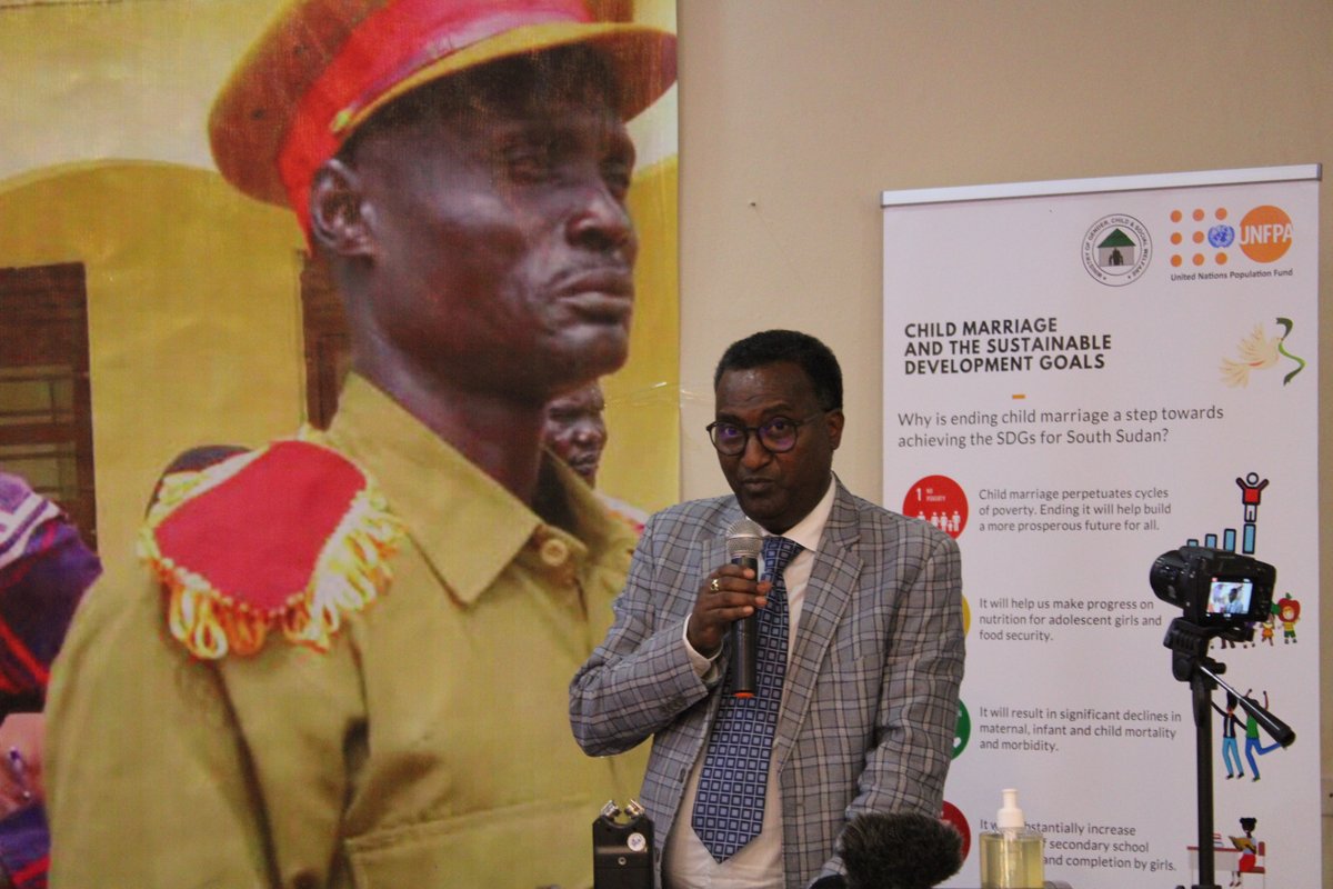 MgcswssMinister's tweet photo. Today the mgcsw in π€with @UNFPASouthSudan started a 3-day #Chiefsconference Dialogue with Traditional Leaders on the Implementation of Strategic National Action Plan on #EndingChildMarriage and Chief Resolution Action Plan for 2023.
#ENDchildmarrige
#chiefsconference2022 https://t.co/FxZc7pXxtb