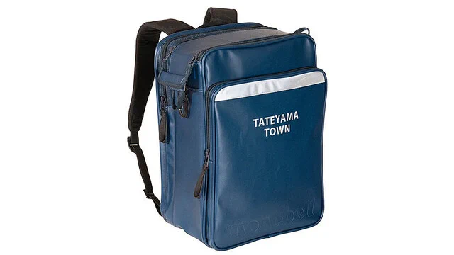 小学生に朗報？！12月中旬よりモンベルから軽くて安い通学用バックパック発売！！