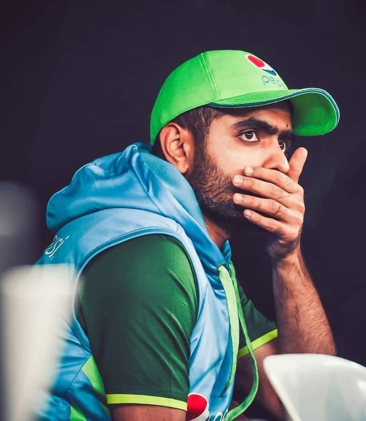itzfariha__'s tweet photo. You were best captain when pak won 5 out of 5 last year now u r not the captain💔yeh jeet ko celebrate wali qoum hy r har m support krny wli ni💔🥀💯
I know this loss is not defendable,but we will support you in worst days too❤💎
@babarazam258 u r the captain king👑💎 https://t.co/ShZFHhmmQr