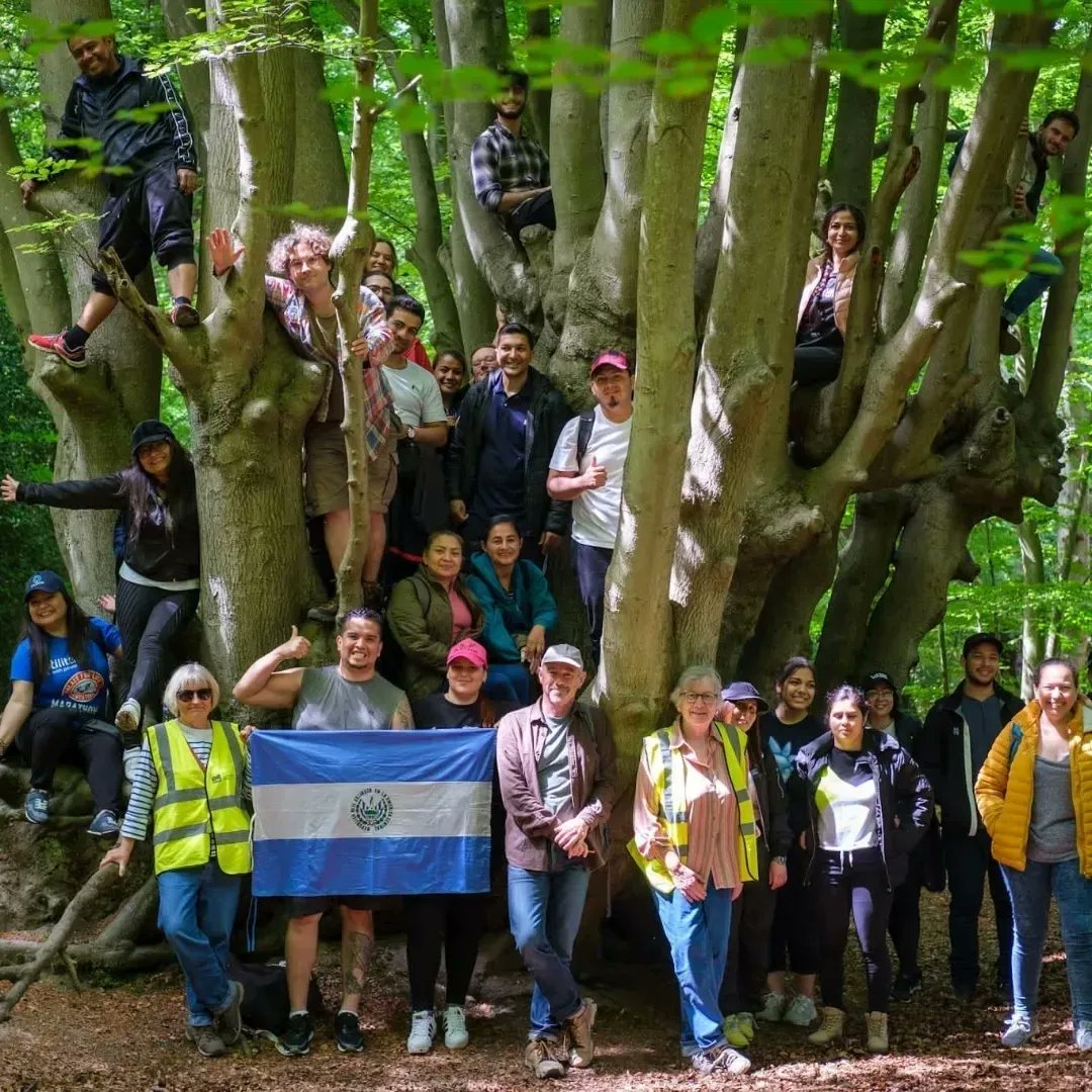 Solidarity with @Muslim_Hikers At @FencesFrontiers we run walks for #Refugees. We too have had comments or looks that have made our group feel unwelcome We must work harder to make our outdoor spaces places where everyone can find sanctuary Not just people who look like me