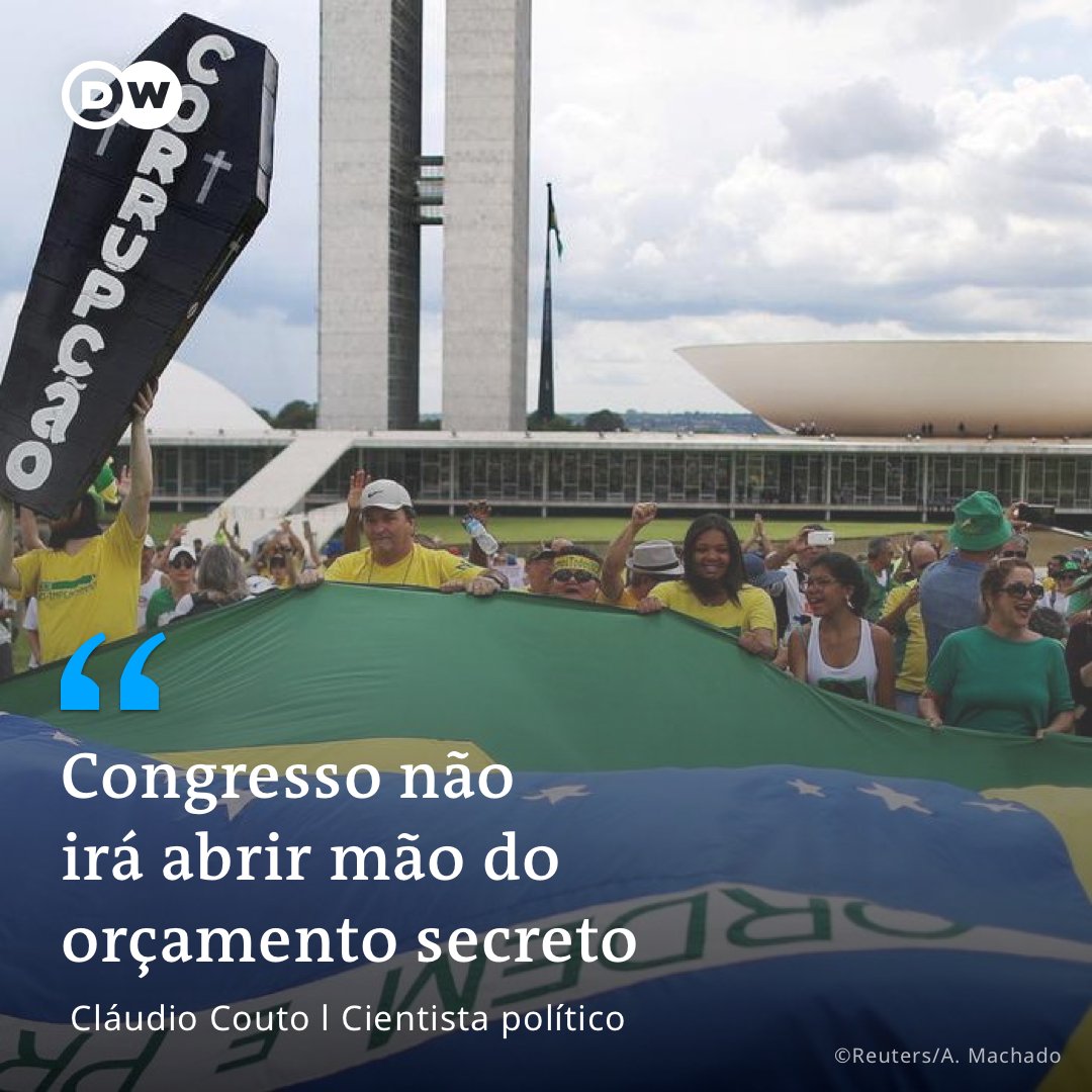 dw_brasil's tweet photo. [Entrevista] "Não creio que Lula vá conseguir reverter o orçamento secreto. Colocar o gênio de volta na lâmpada é uma tarefa hercúlea", diz cientista político. https://t.co/JWgi9ed2cy https://t.co/8PkVkm68vA
