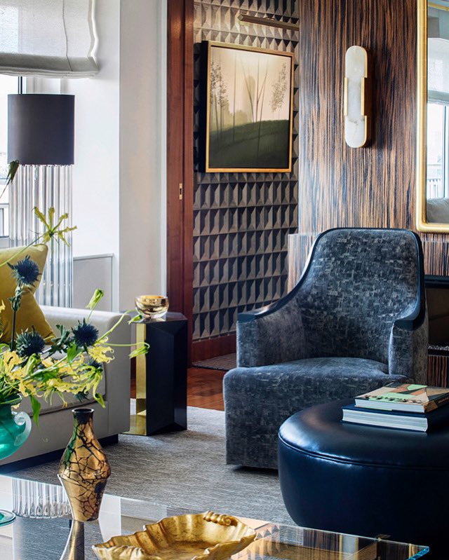 andrewsuvalsky's tweet photo. A plush classic chair becomes your favorite spot in the house. #LincolnCenterPenthouse #ASDesigns #design by @andrewsuvalsky #interiors #customfurniture #architecturalrenovation https://t.co/KgtiLZzMzM