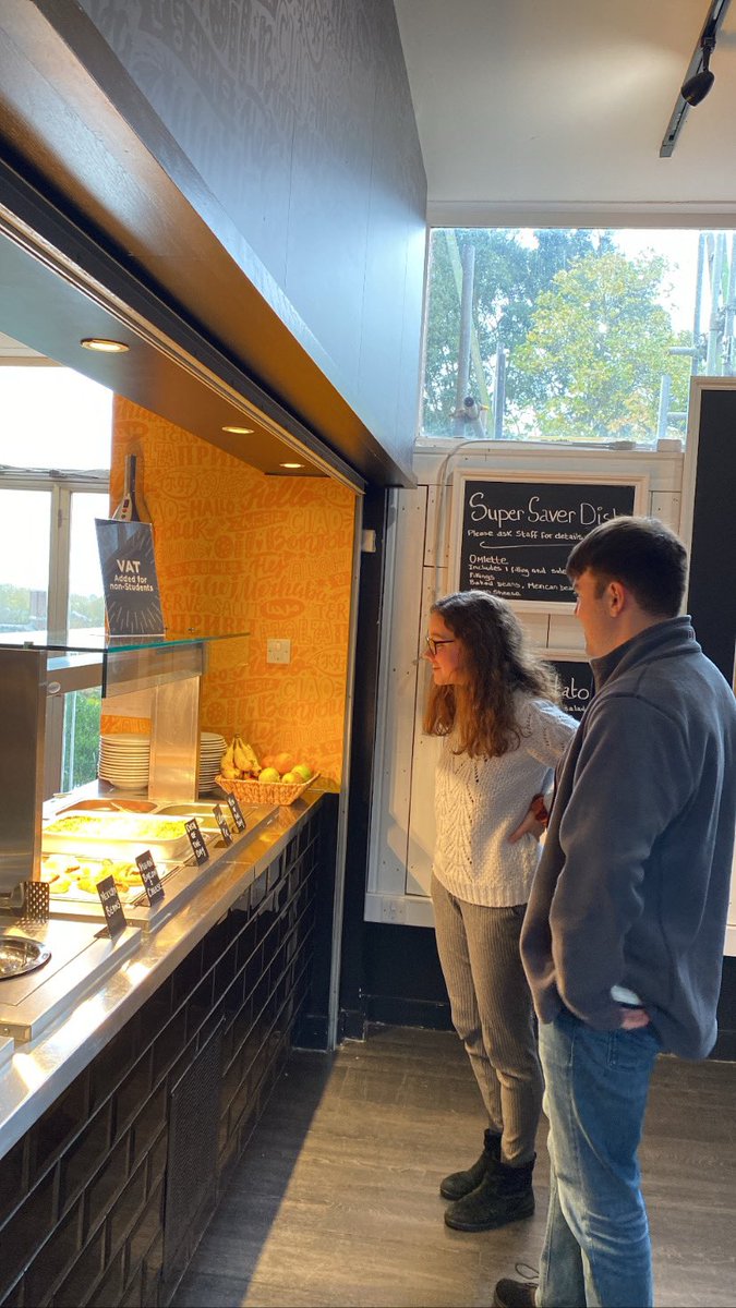 The £2 meal is here! As a result of powerful student activism powered by <a href="/2poundmealexe/">£2 meal deals campaign</a> and support from @exeterguild <a href="/ExePresident/">Guild President</a> &amp; <a href="/UniofExeter/">University of Exeter</a>…we’ve got the goods! 💪 

Pop down to Devonshire House Floor 2 to have a nutritious meal which won’t cost you loads!! 🥙 ⬇️